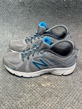 New Balance 402 Grey Mesh Running Shoes Size 7 Women’s